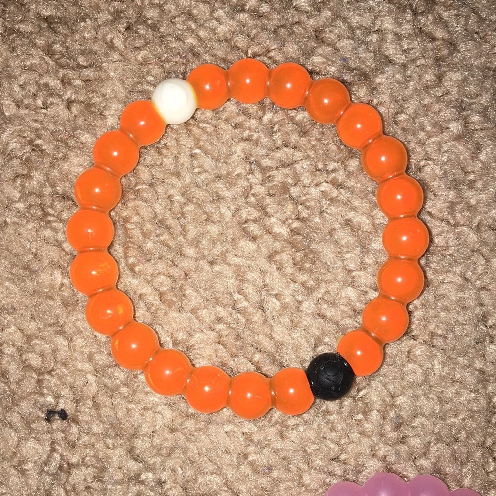 4 Lokai’s GETTING RID OF - Picture 3 of 7